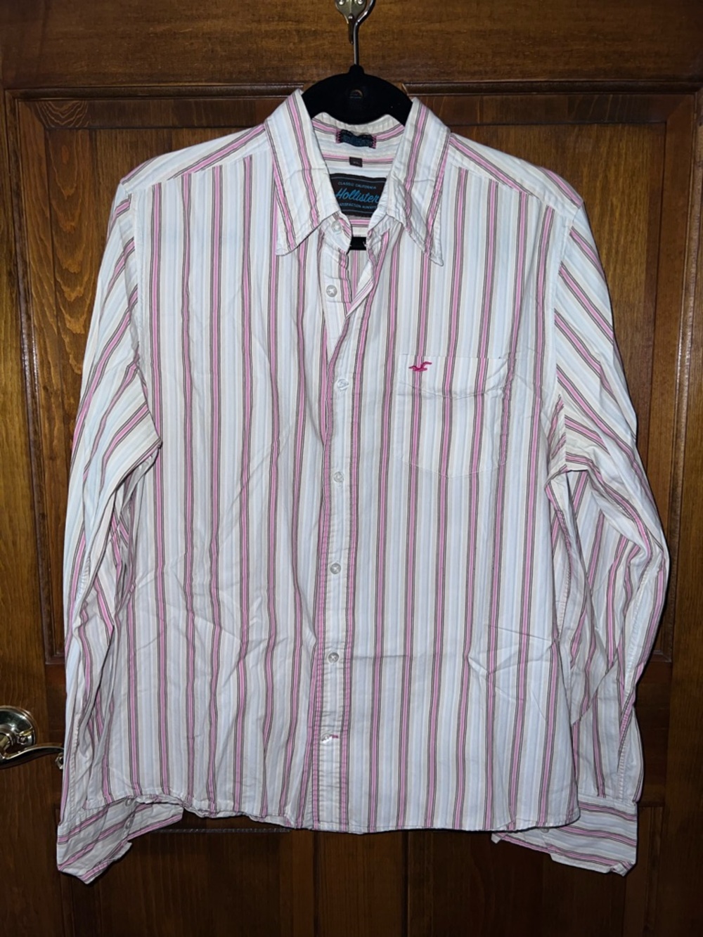 Hollister Men's Pink and White Stripe Button-Down Shirt XL